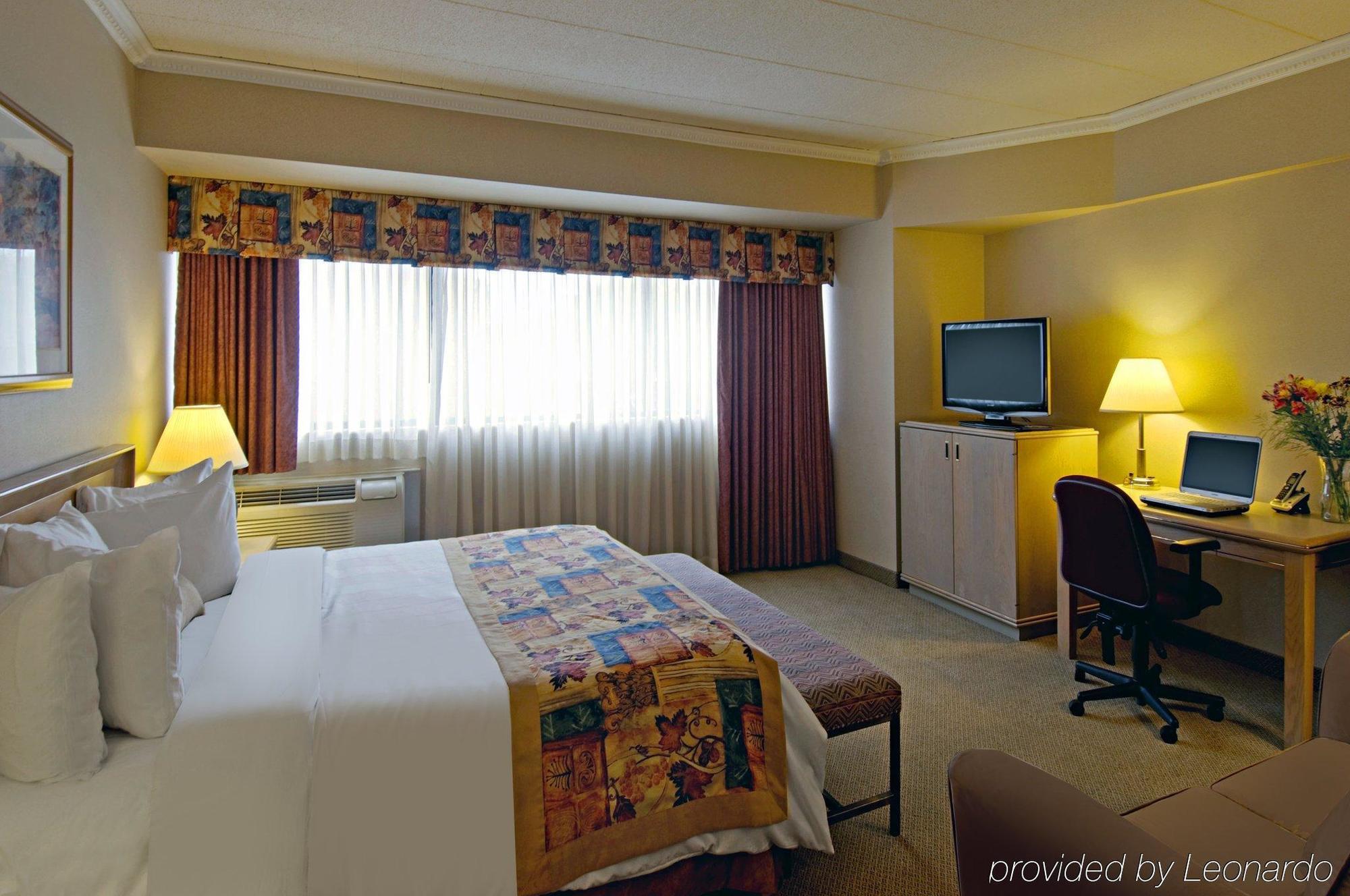 Best Western Downtown Sudbury Oda fotoğraf
